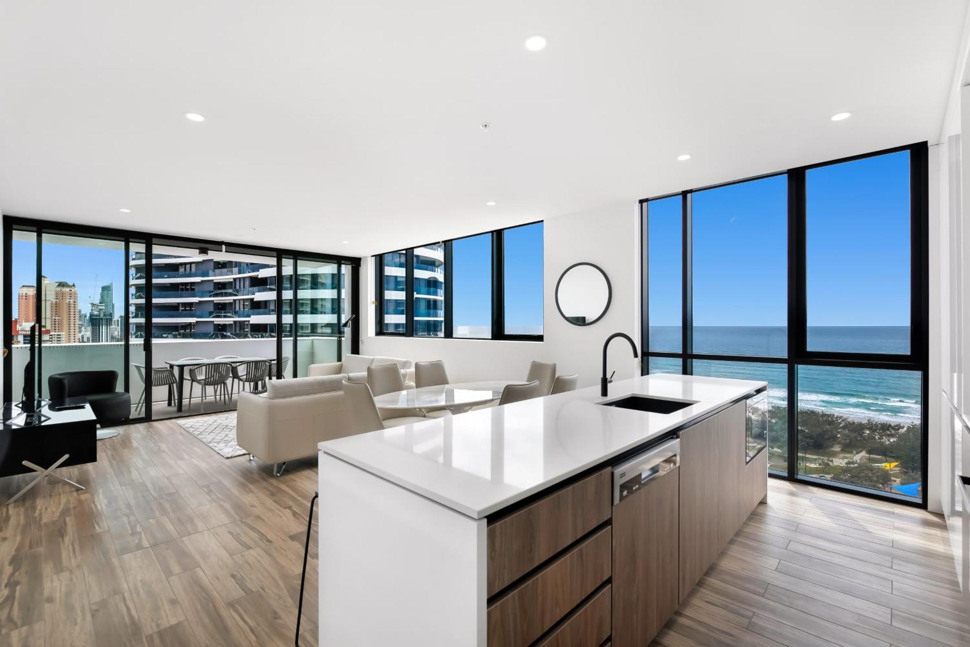 Koko Broadbeach Gold Coast Room photo